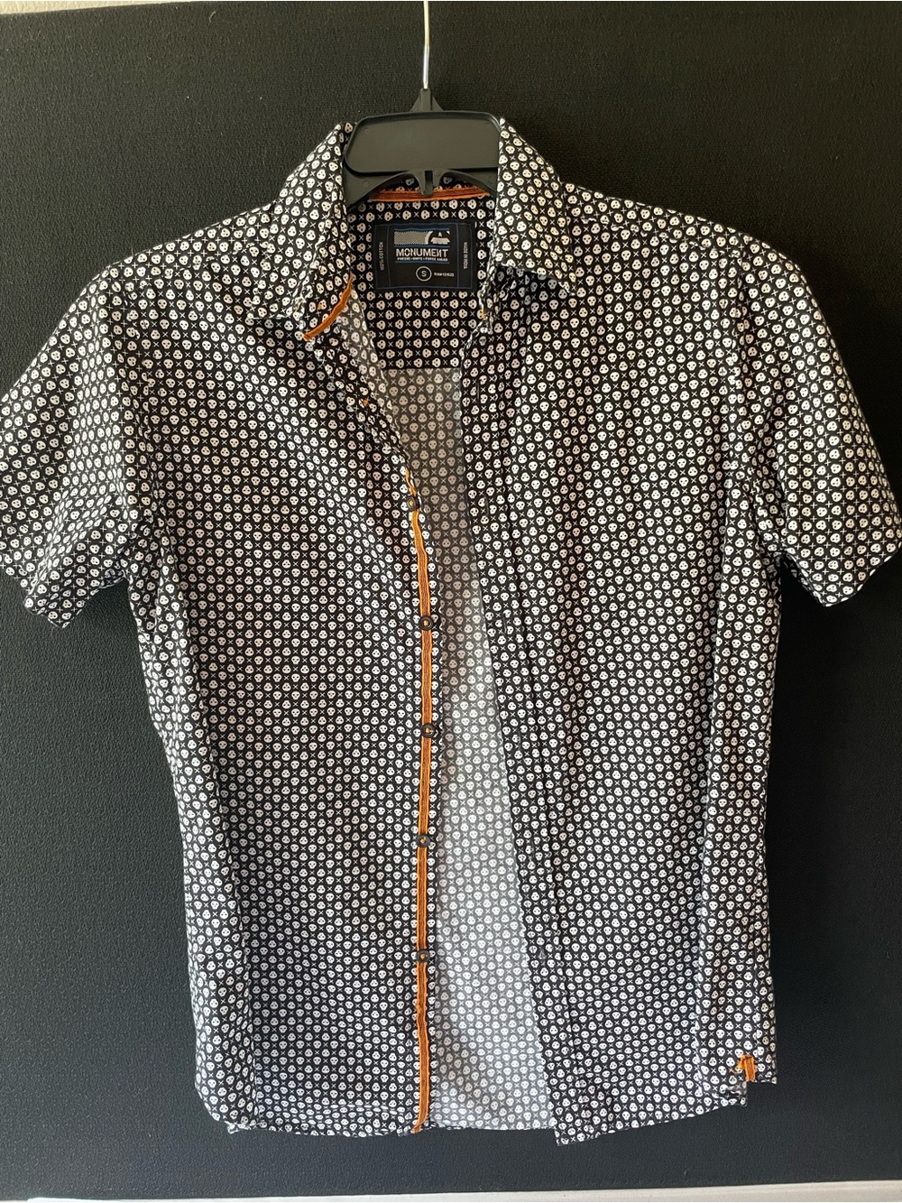 Men's Monument Black & White Short Sleeve Skull Patterned Shirt